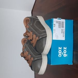 Toddler shoes size 6.5